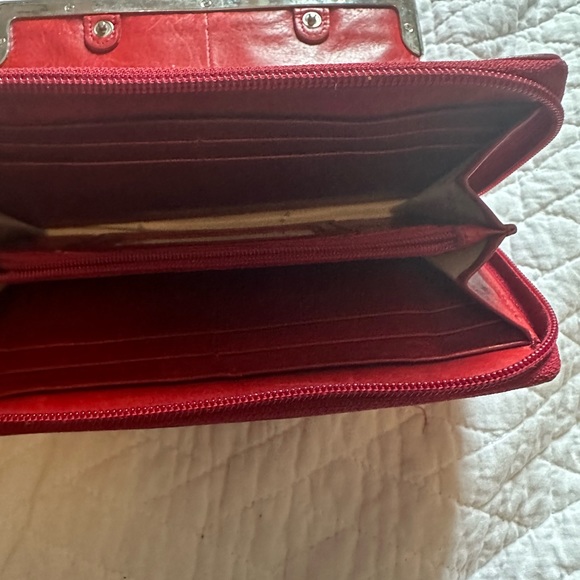 Wallet - Picture 5 of 16